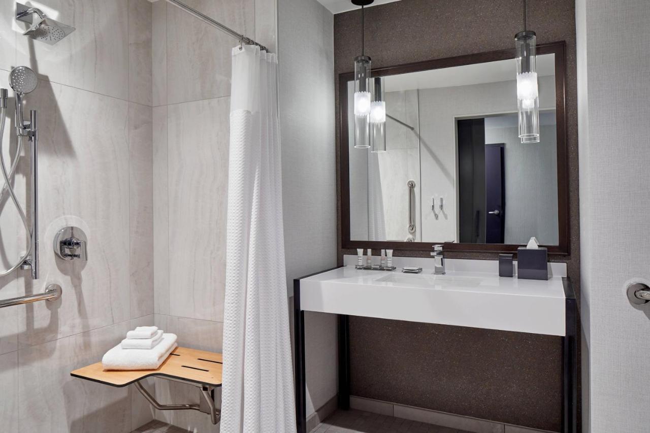 King Guest Room