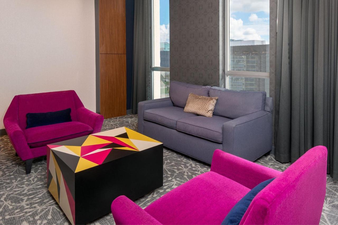 Savvy, Suite, 2 Queen Beds