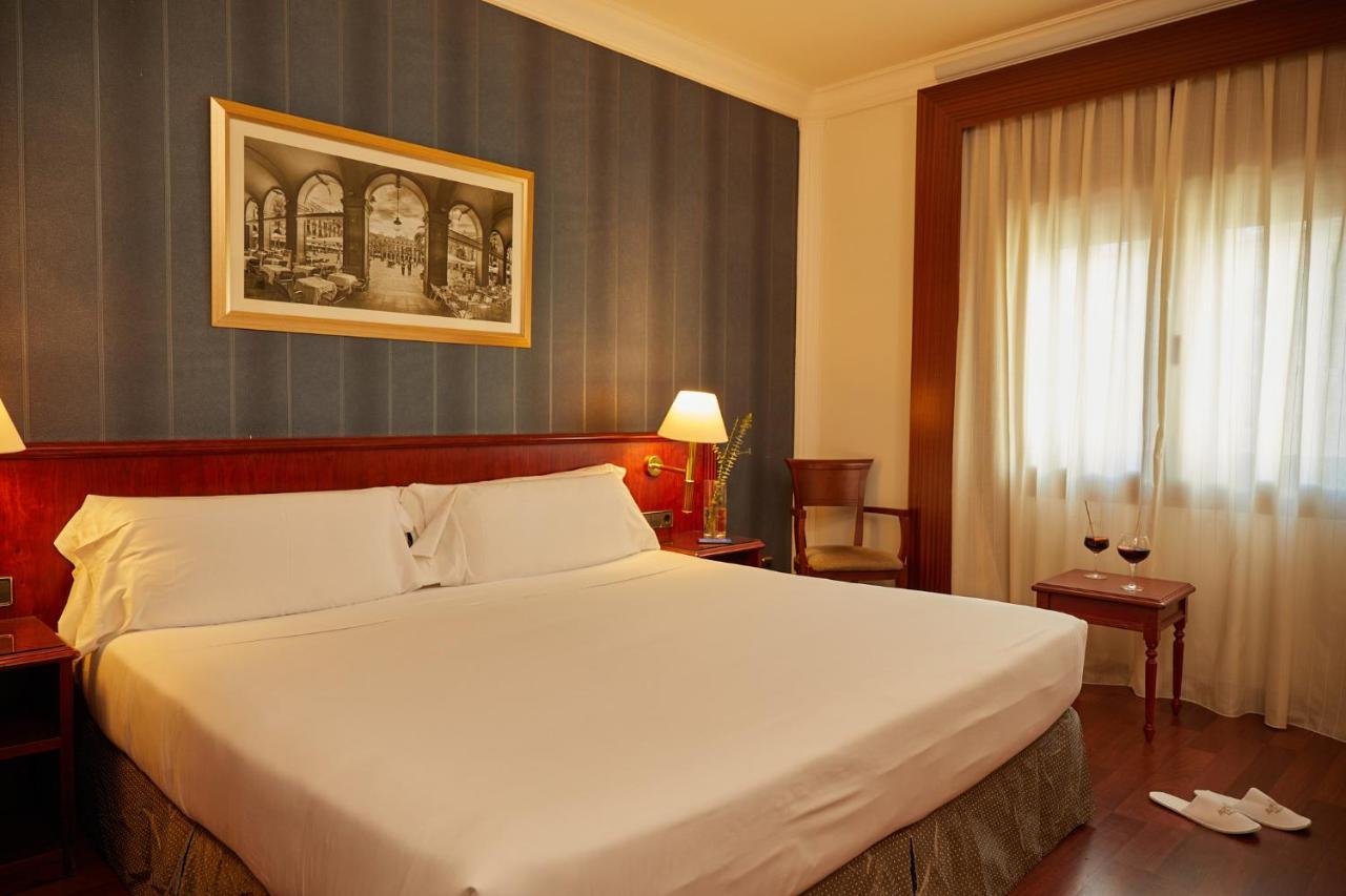 Chambre Double (1-2 Adultes)