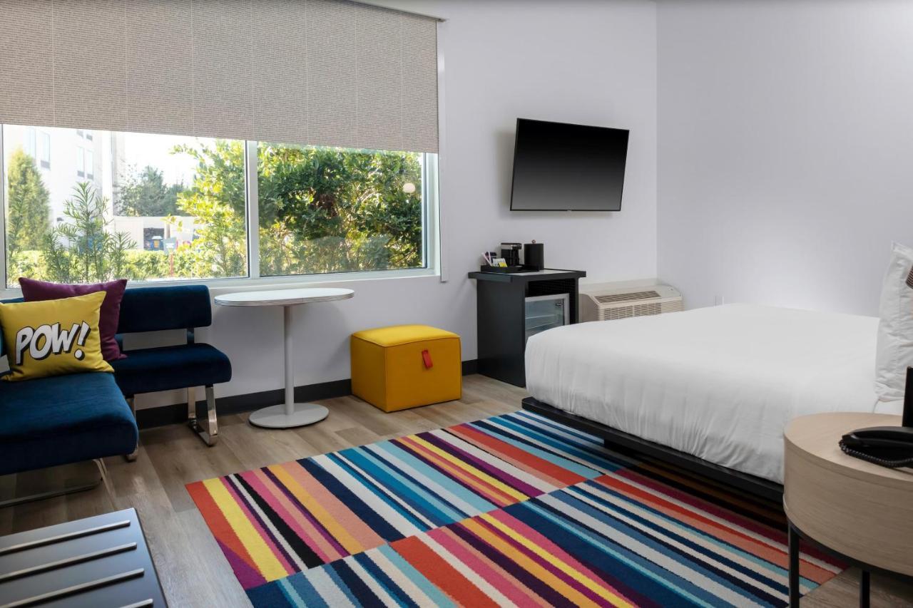 Guest Room, 1 King