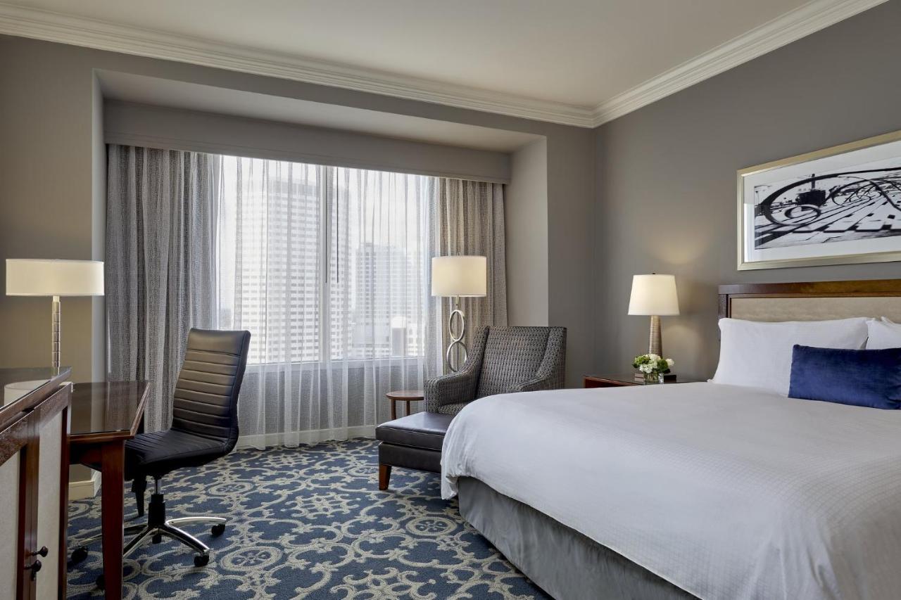 Deluxe King Room with City View