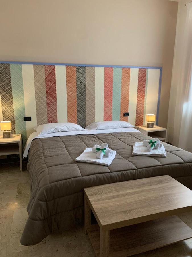 Double Room,1363532978:JPEG