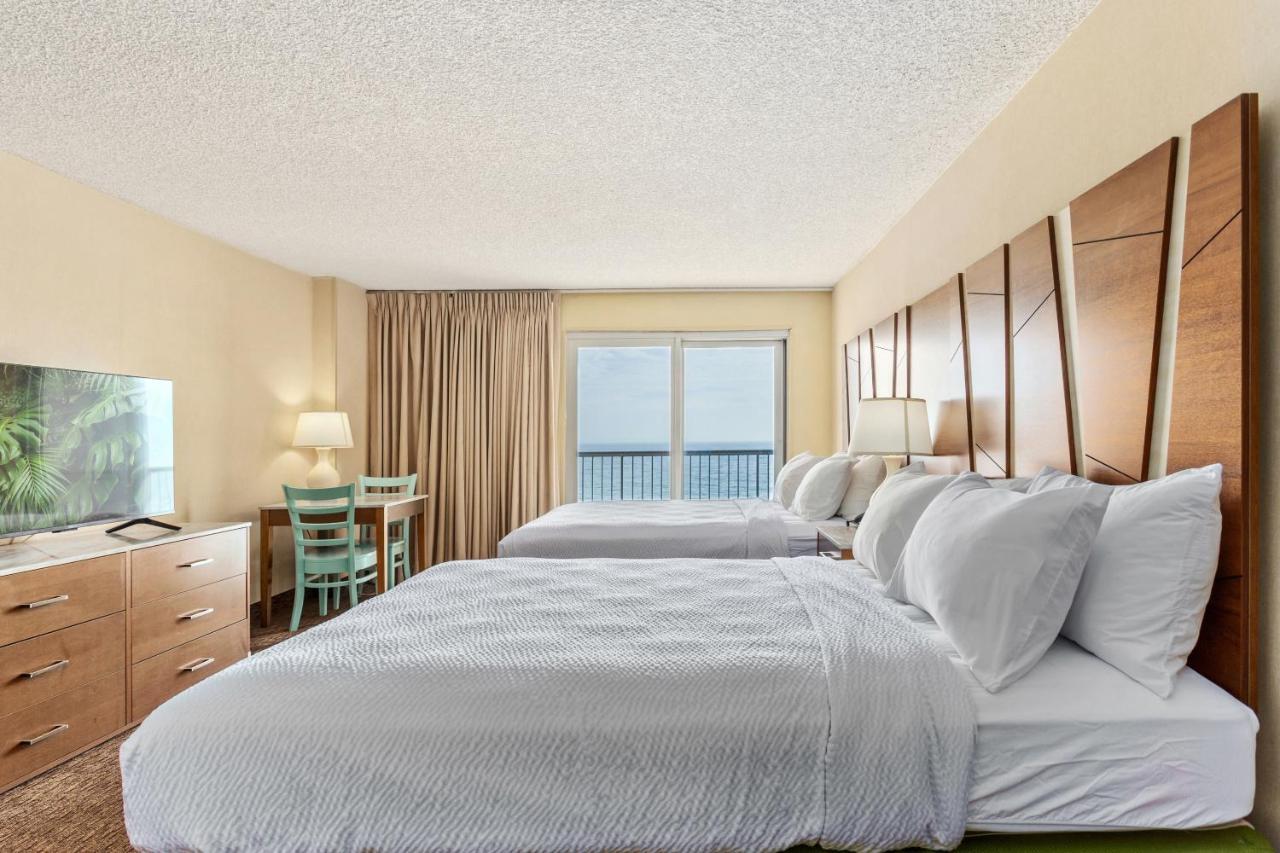 2 Queens Room with Front Ocean View,1362355850:JPEG