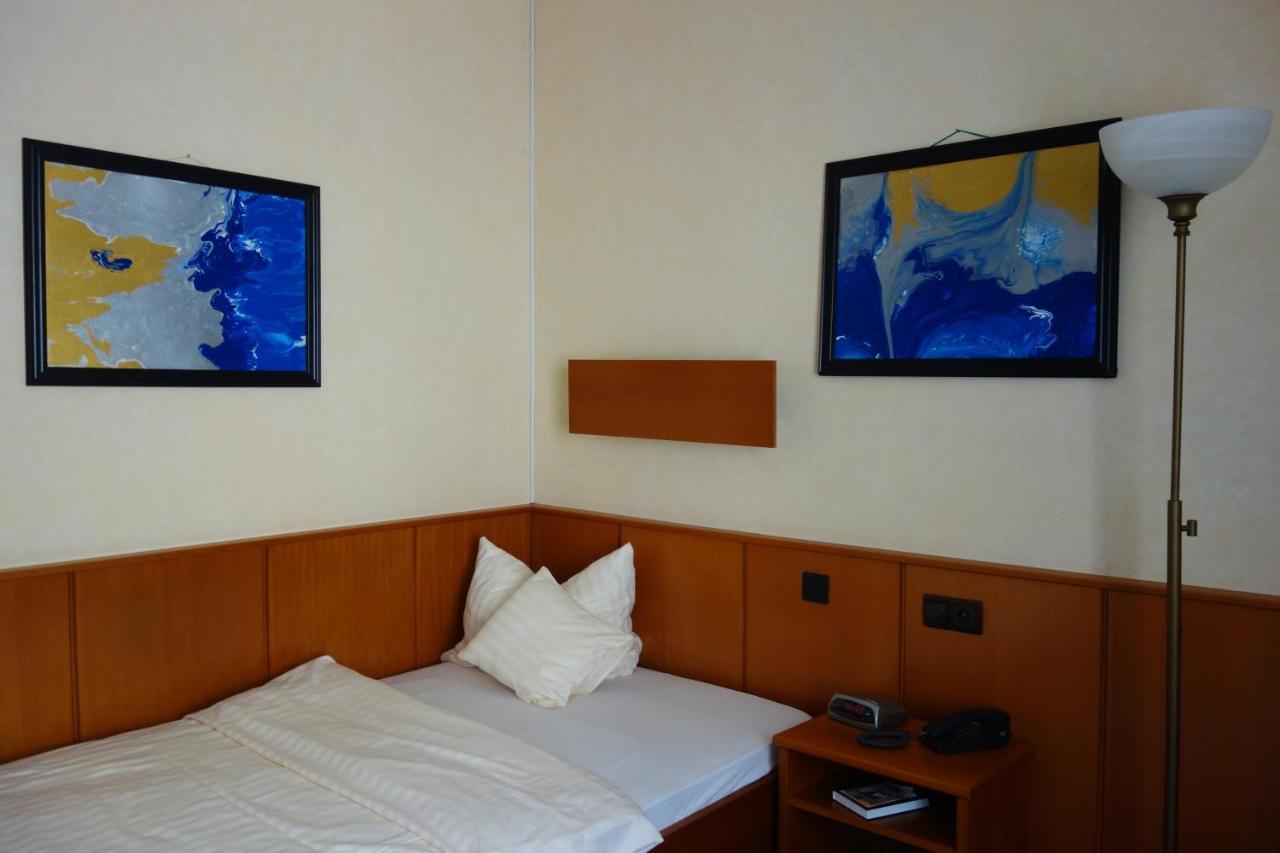 Superior Single Room,1363118219:JPEG