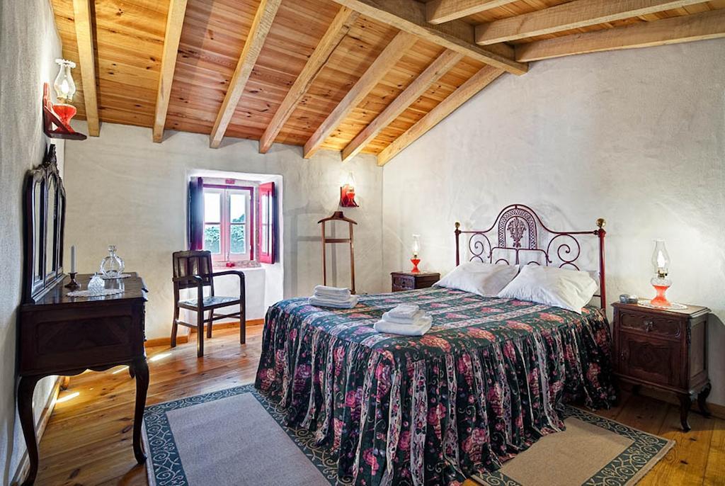 Three-Bedroom House,152281327:JPEG