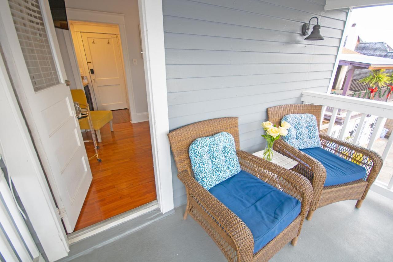 Queen Room with Balcony