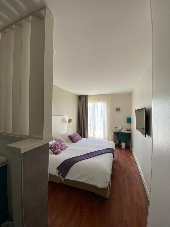Superior Room Sea or Harbour View,1368280139:JPEG