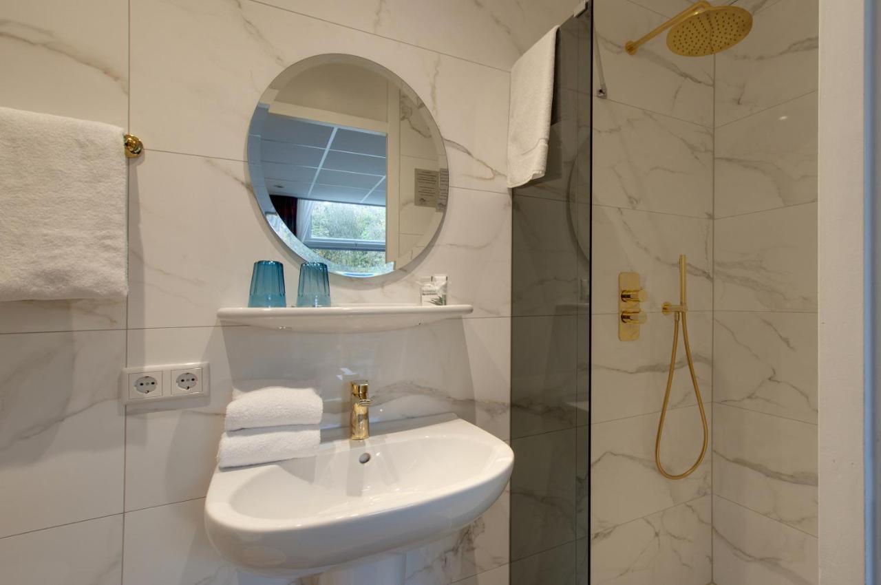 Standard Double Room,1369794284:JPEG