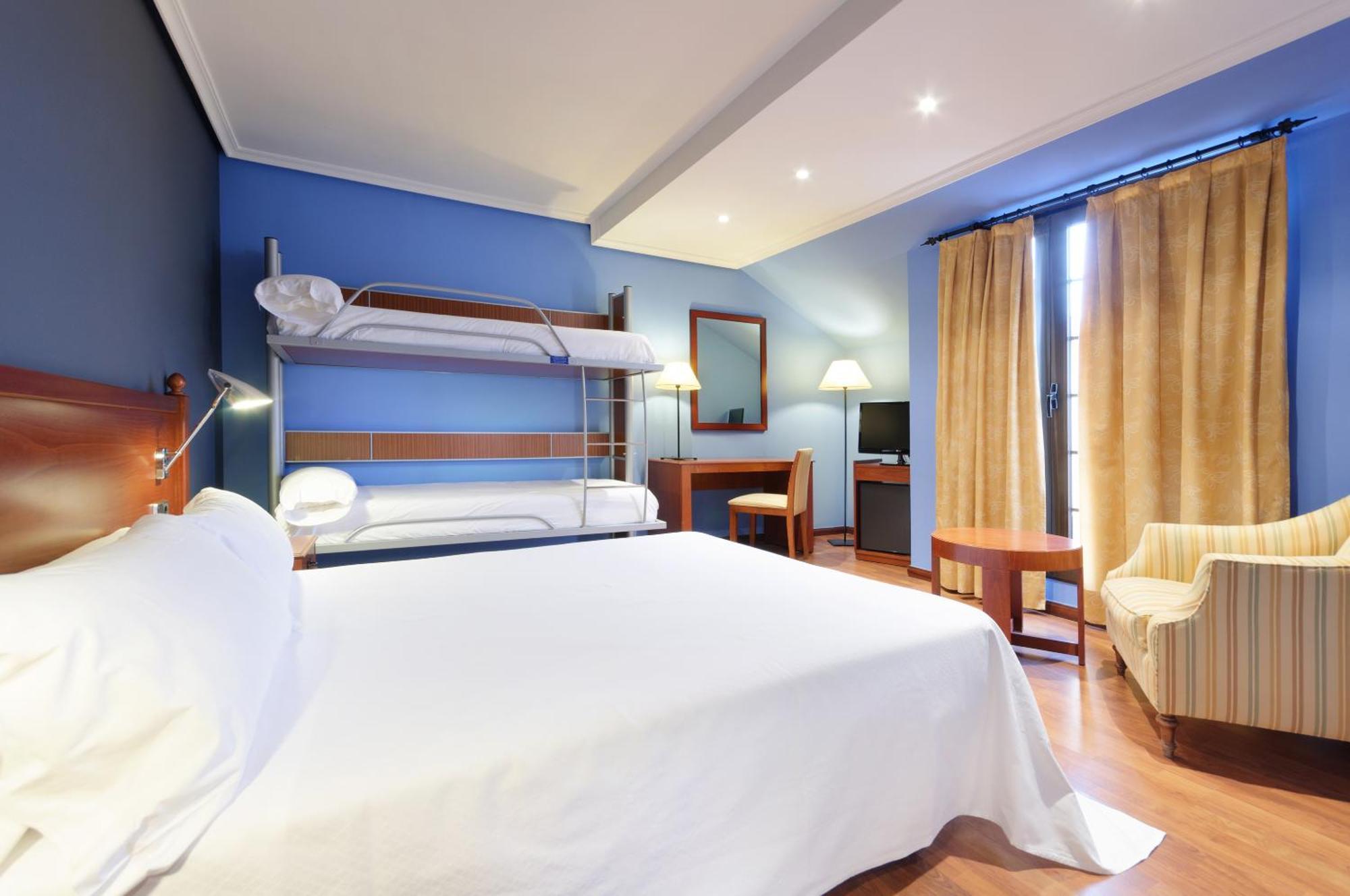 Habitación Familiar (2 adultos y 2 niños)
