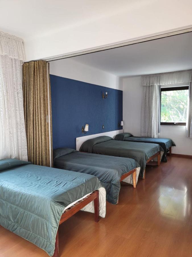 Quarto Duplo