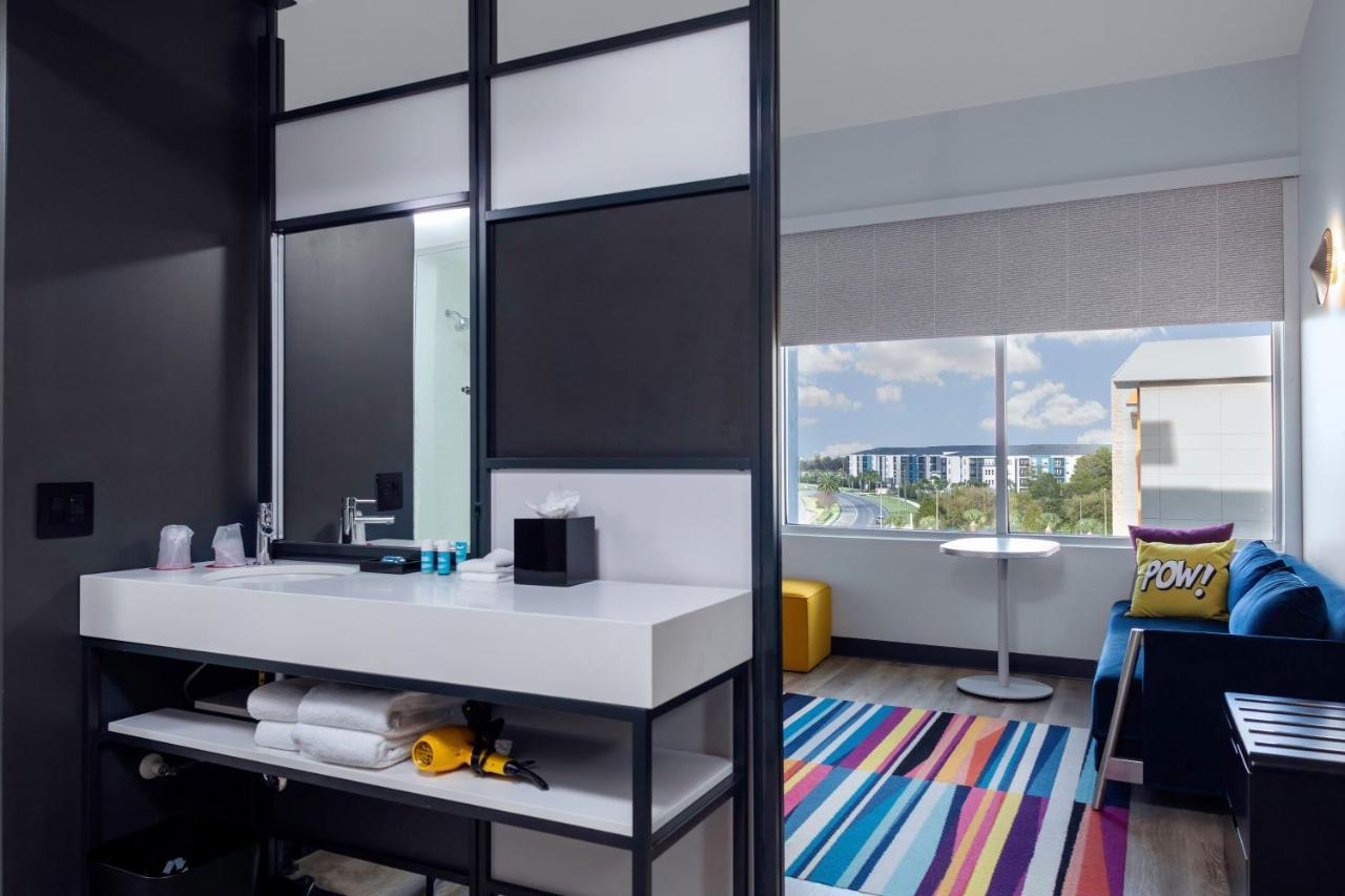 Larger Guest room, 1 King