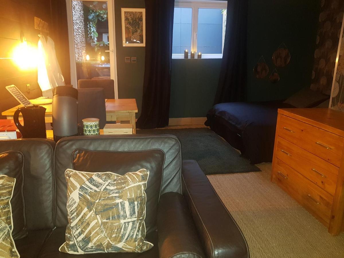 Deluxe Suite with Spa Bath,1588431342:JPEG