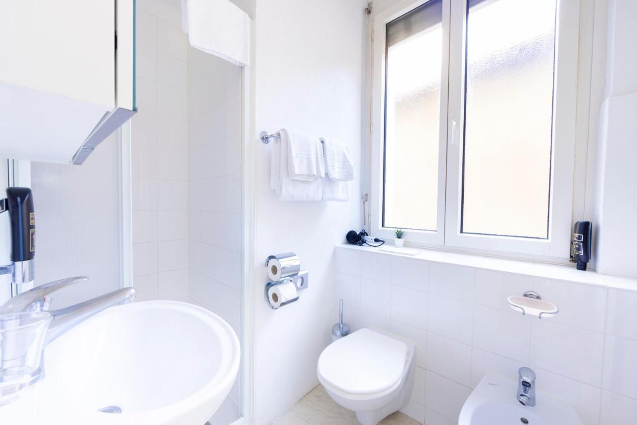 Quarto Duplo Standard
