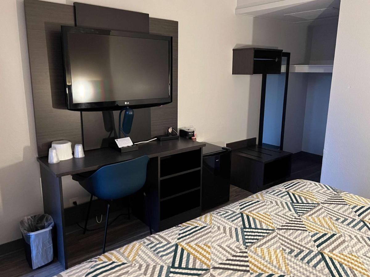 Quadruple Room - Non-Smoking