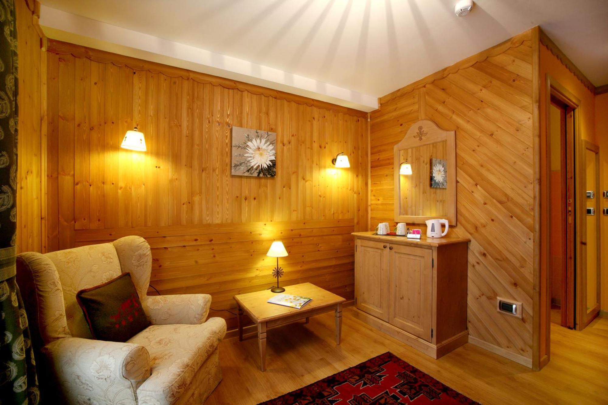 Suite Familiare (2 Adulti + 1 Bambino) - Su 2 Livelli