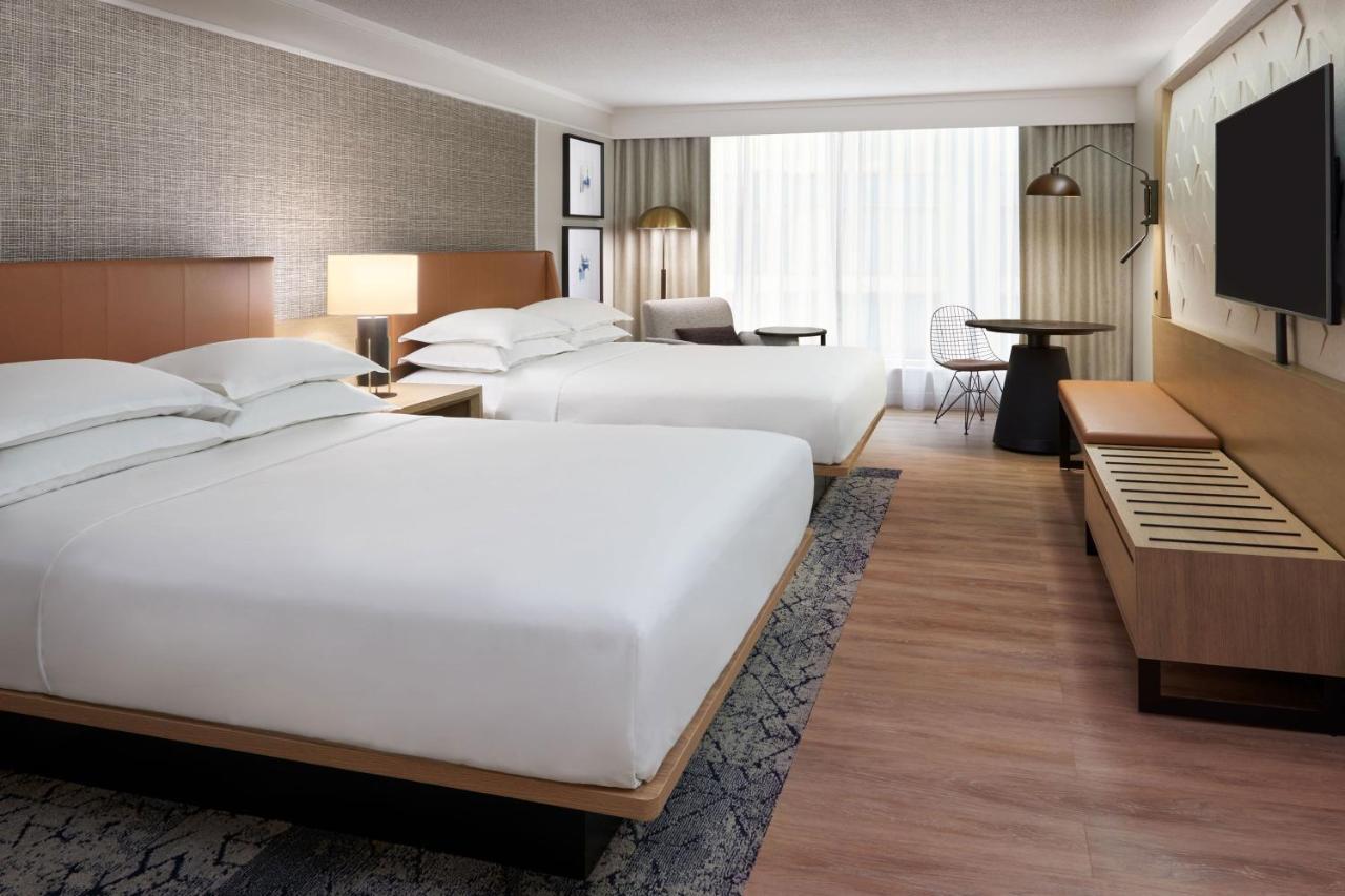 Traditional Queen Room with Two Queen Beds