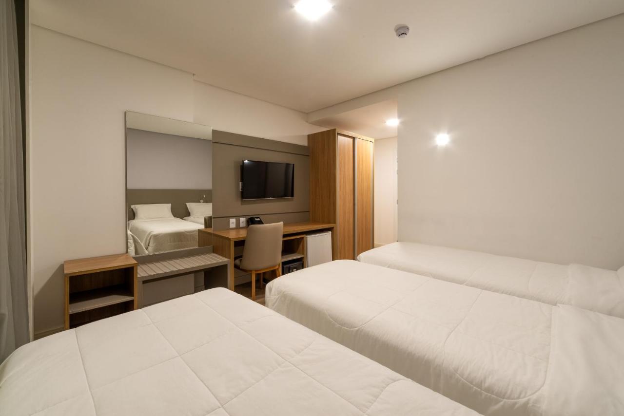 Quarto Triplo Luxo