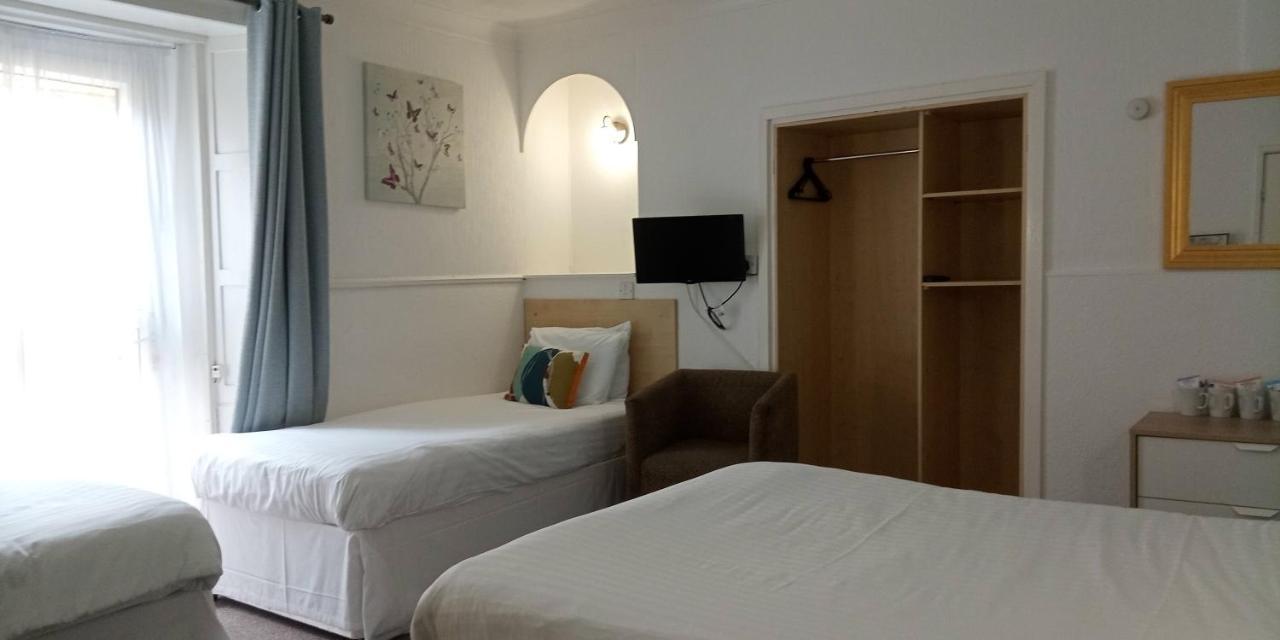 Familiekamer met Eigen Badkamer