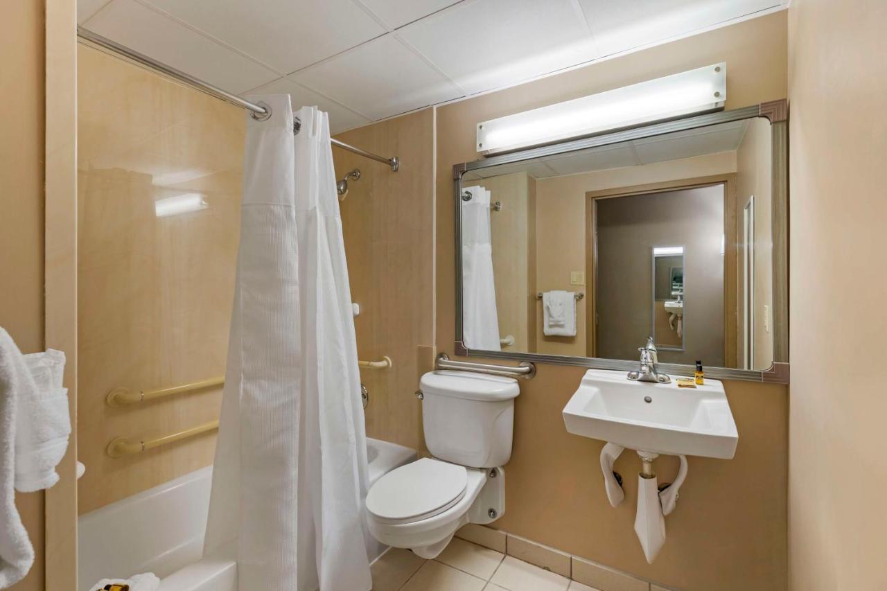 King Room with Bath Tub - Disability Access/Non-Smoking