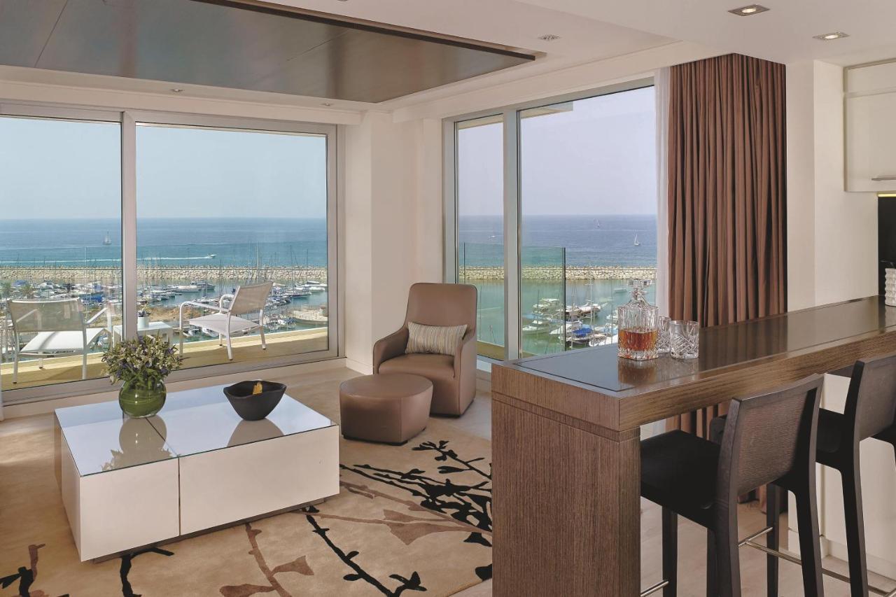 Two Bedroom Suite, Sea view,  1 King and Twin, Balcony