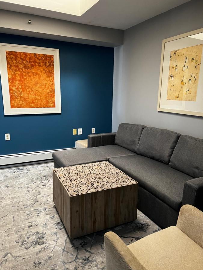 King Suite with Ocean View