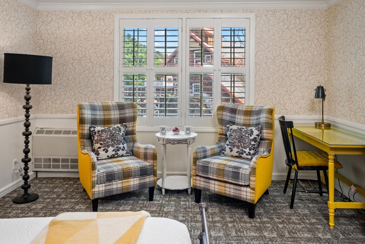Deluxe King Room - Main Inn