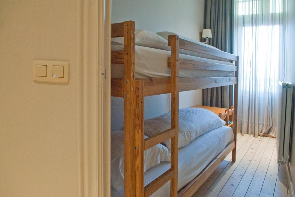 Vierpersoonskamer (2 Volwassenen en 2 Kinderen)