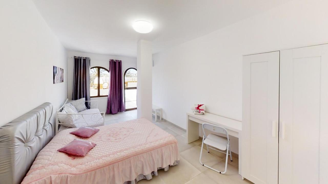 Dreibettzimmer mit eigenem Bad