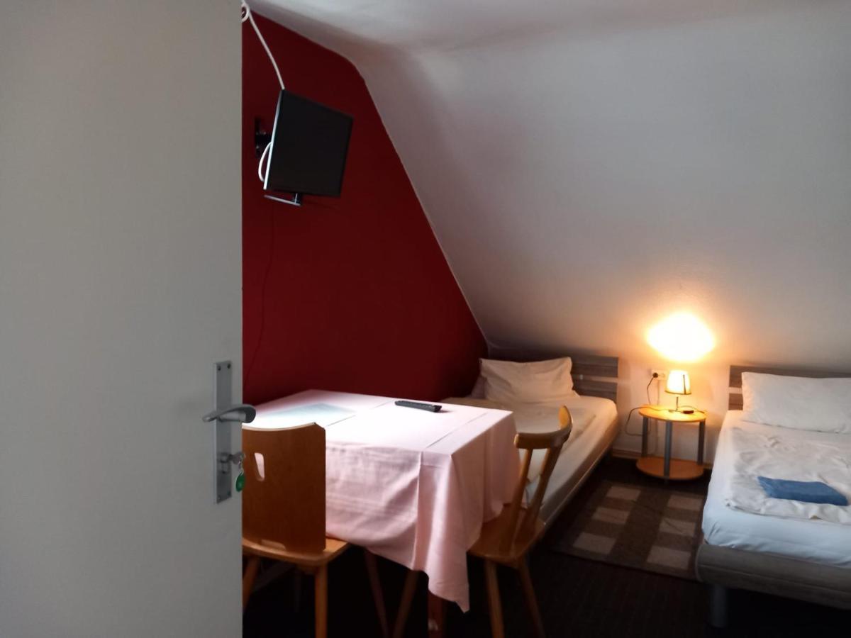 Doppelzimmer mit Zustellbett
