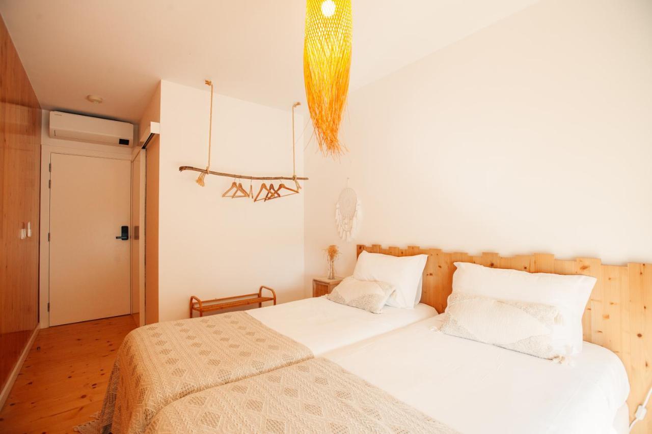 Chambre Familiale - Vue Latérale sur Mer