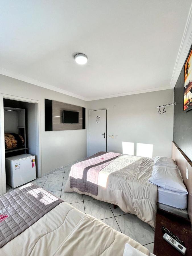 Quarto Standard com Cama de Casal ou 2 de Solteiro