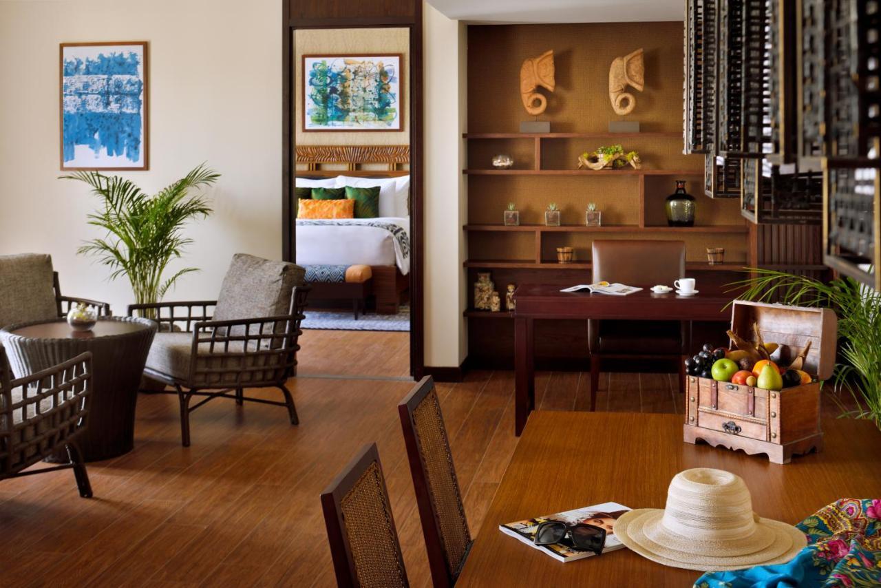 Royal Suite, 1 Bedroom Suite, 1 King, Balcony