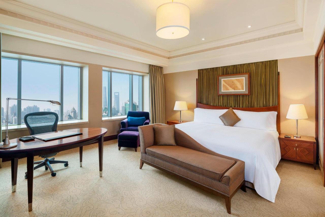 Executive Deluxe Kamer met 1 Kingsize Bed en Toegang tot Executive Lounge