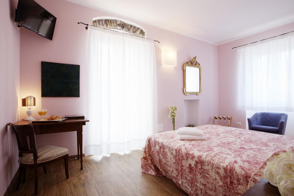 Deluxe Doppelzimmer mit Terrasse und Meerblick