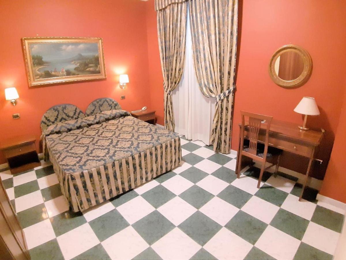 Economy Doppel-/Zweibettzimmer