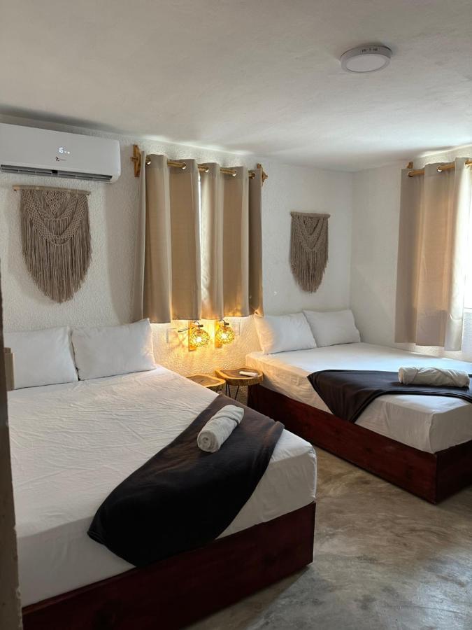 Tweepersoonskamer met Gedeelde Badkamer