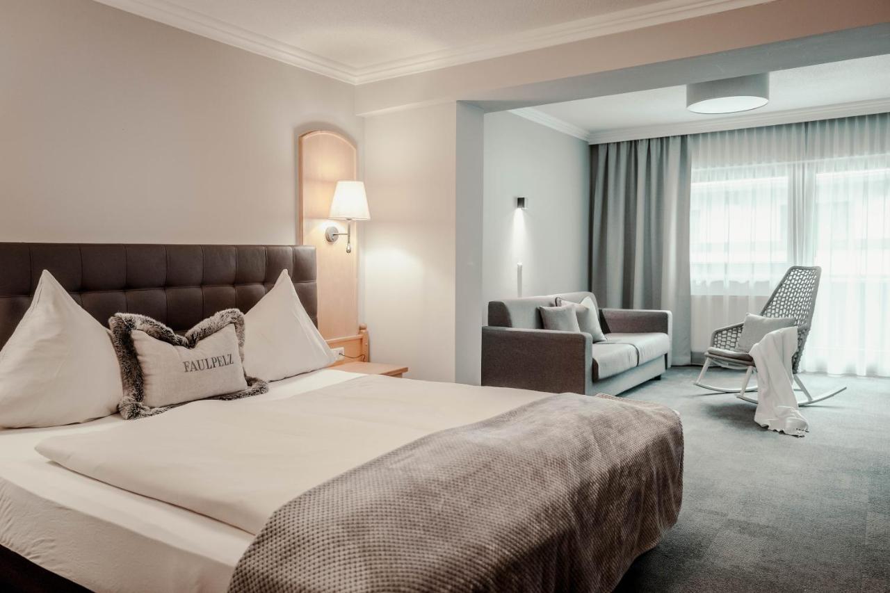 Doppelzimmer Bergseite