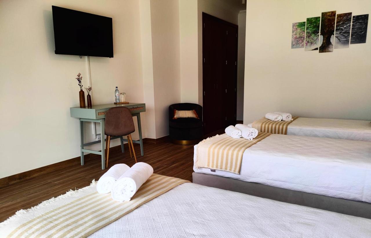 Triple Room,1418305056:JPEG