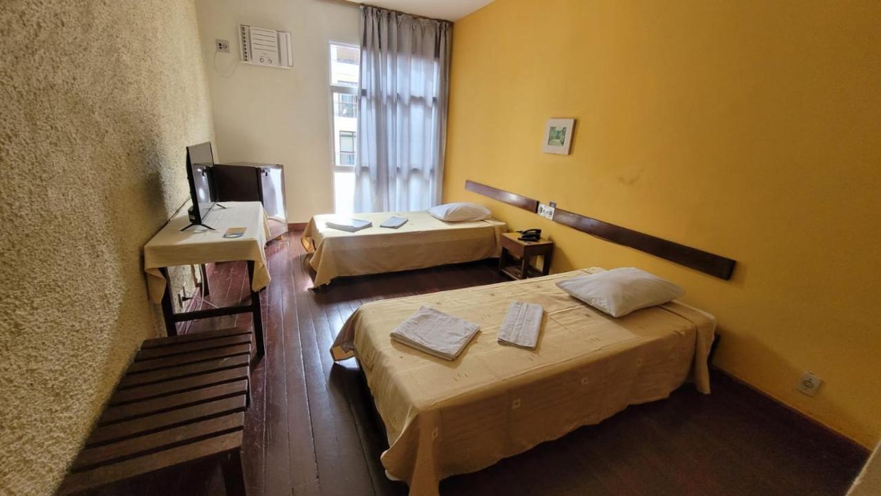 Twin Room,1419487176:JPEG