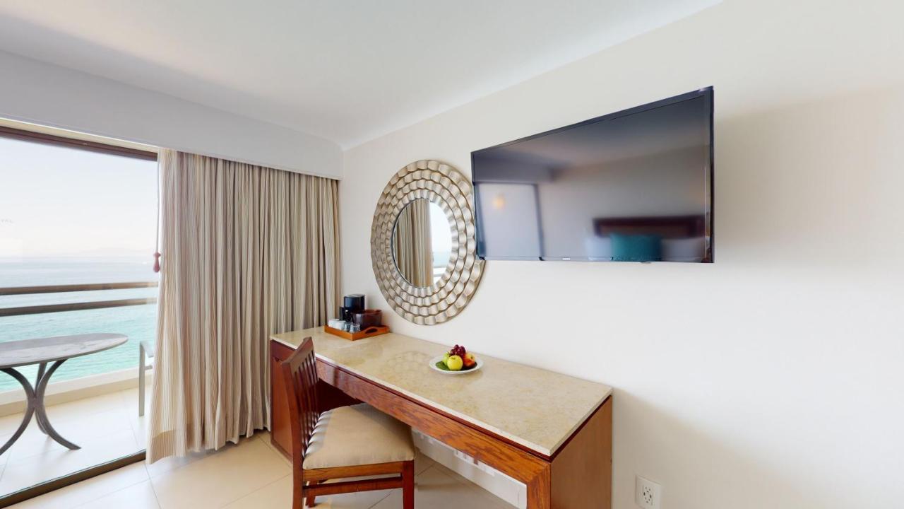 Family Suite - Smart Group Value