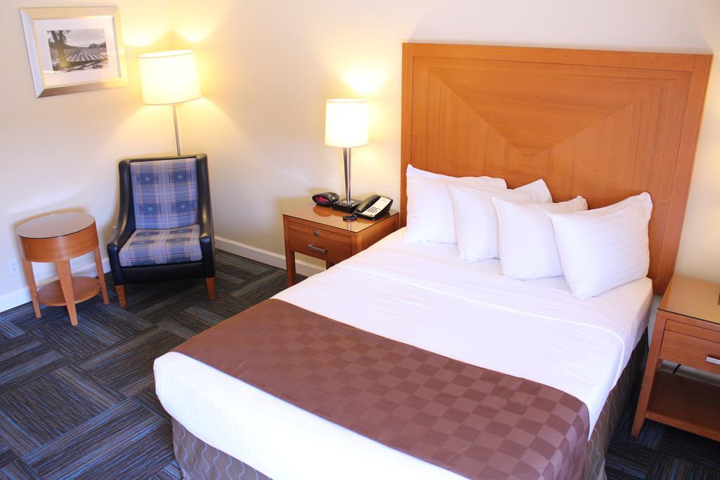 Queen Room
