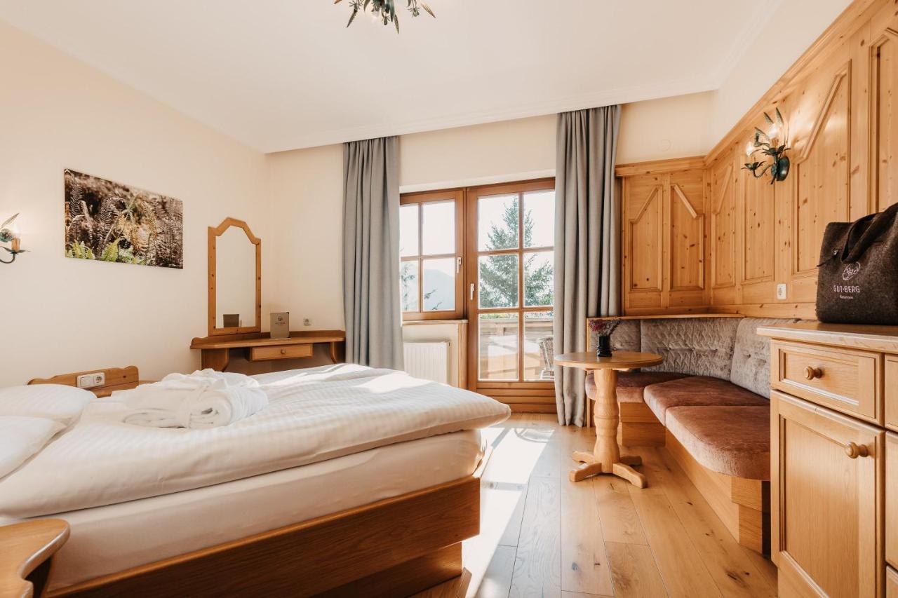Doppelzimmer mit Balkon