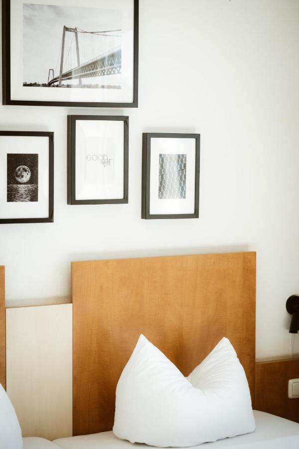 Double Room,1556483947:JPEG