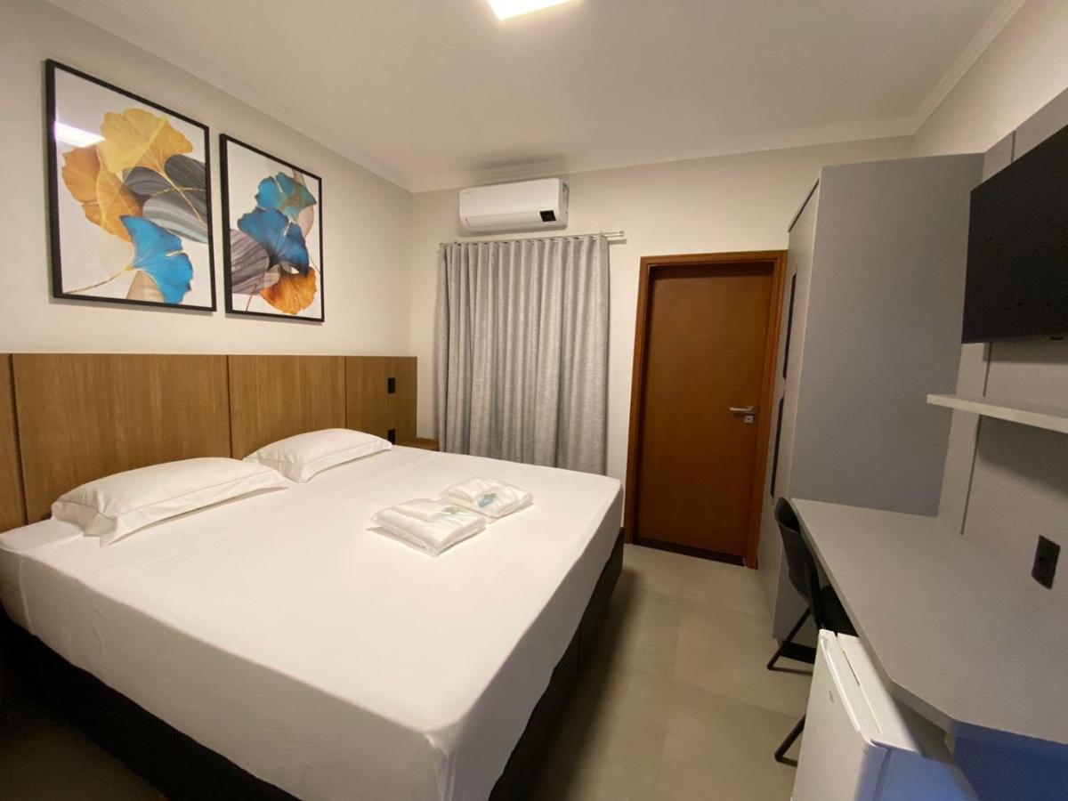 Quarto com Cama King-size e Varanda