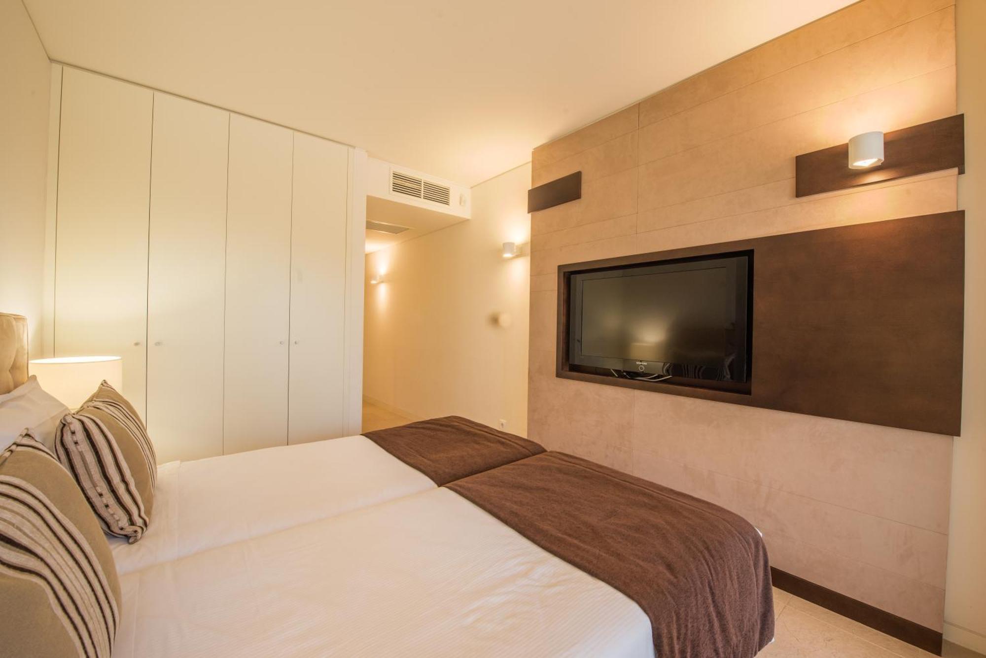 Apartamento com 3 Quartos