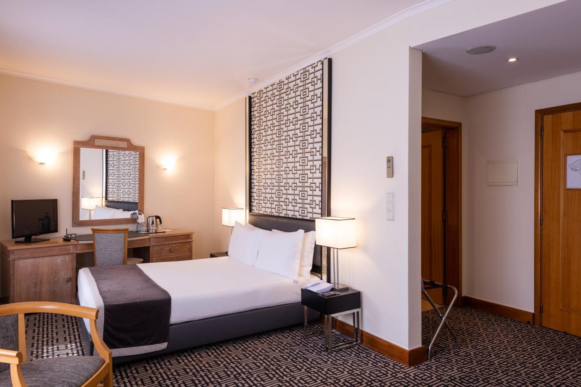 Triple Room,1421711439:JPEG