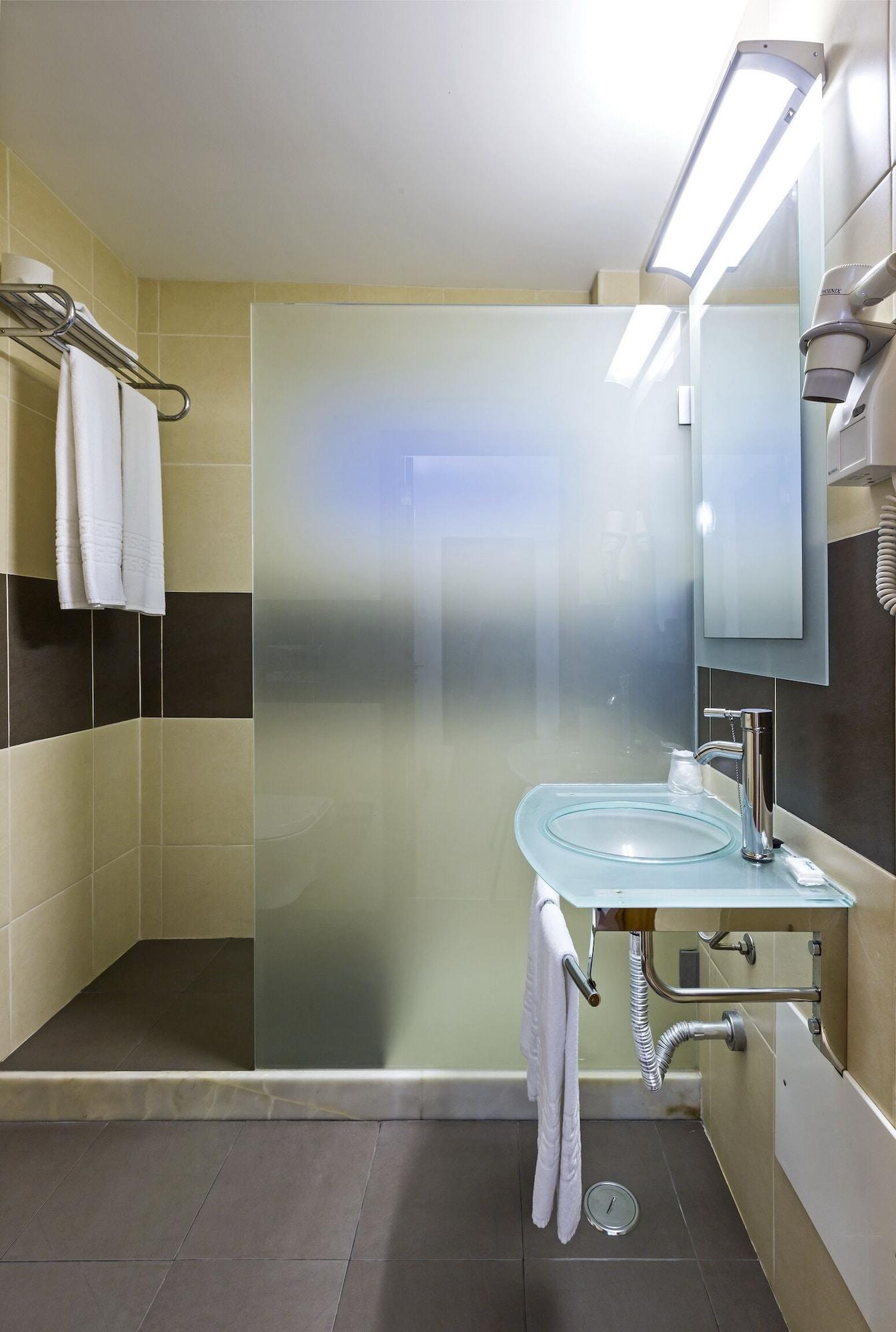 Quarto Familiar com Varanda