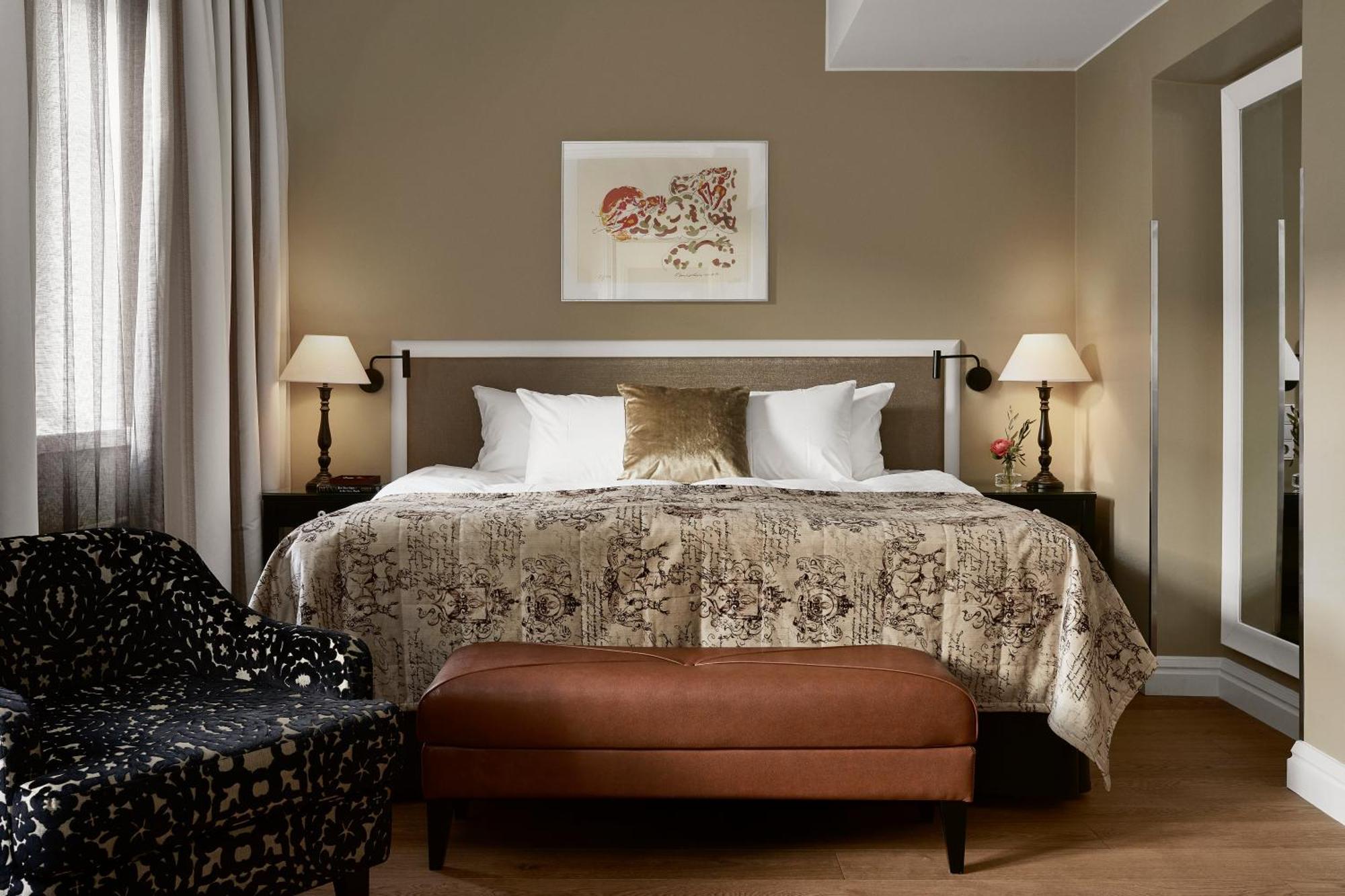 Superior Room,1435923712:JPEG