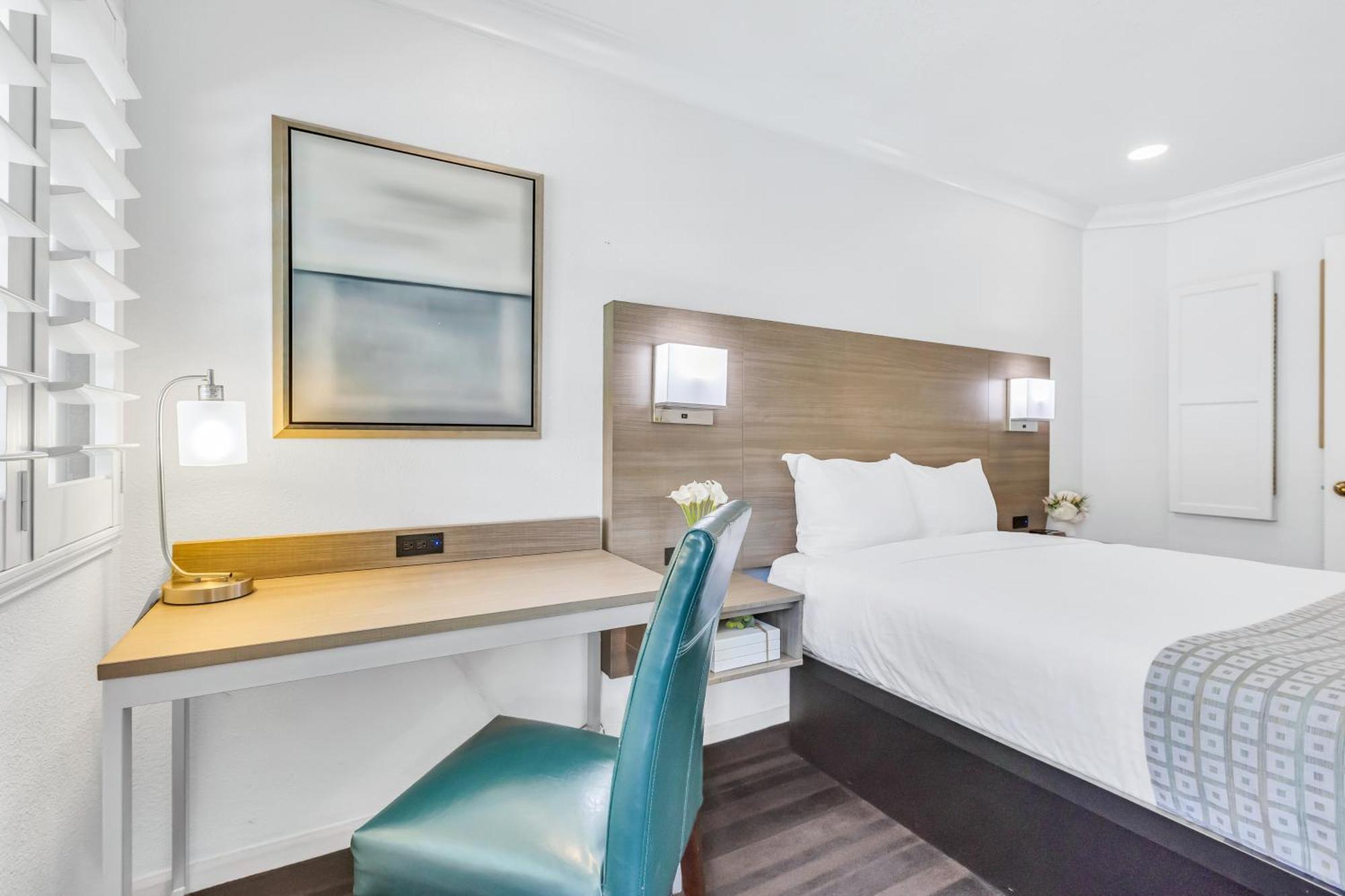 Double Bed Non-Smoking,1439557447:JPEG