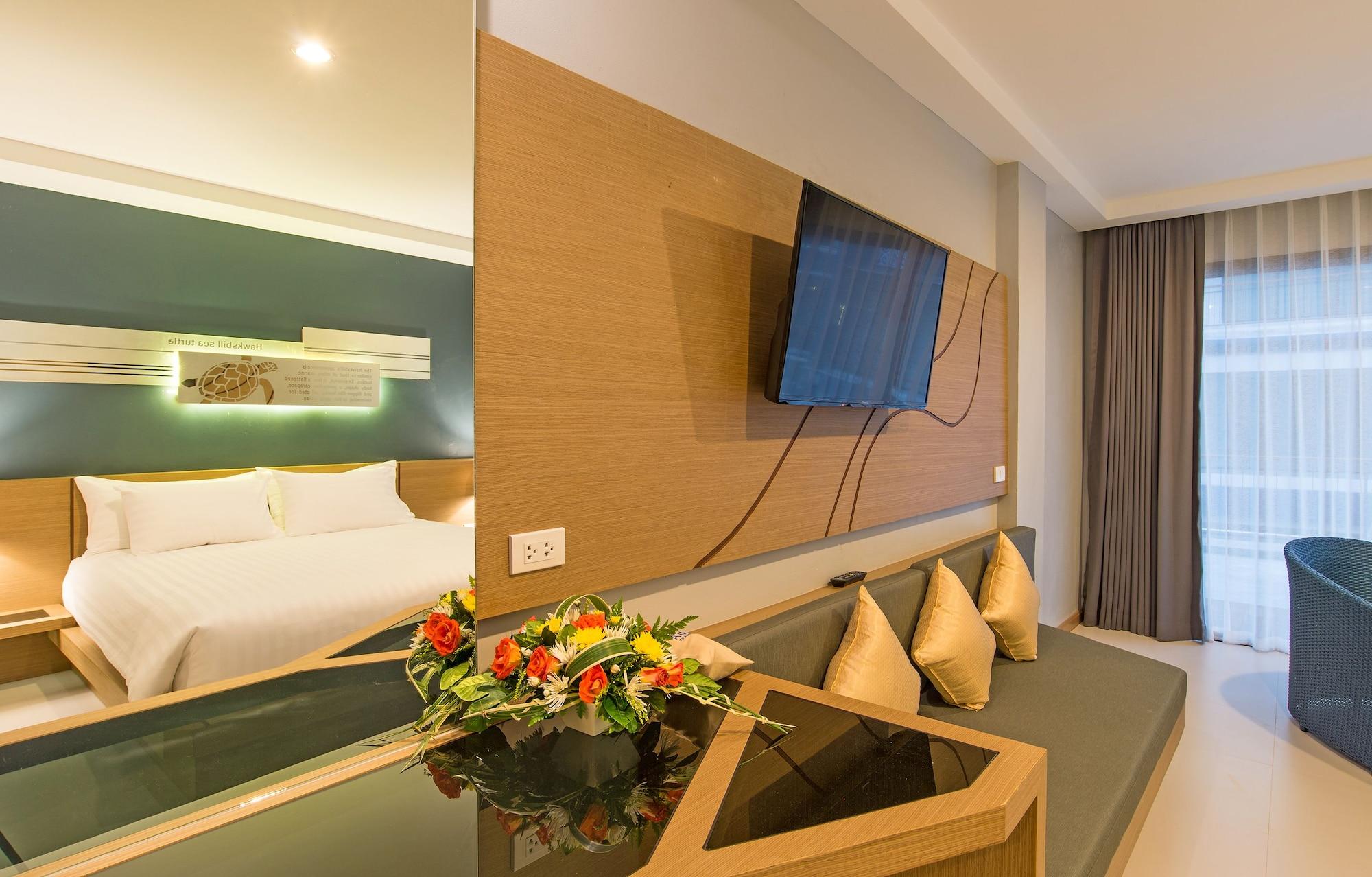 Grand Superior Room,1446111013:JPEG